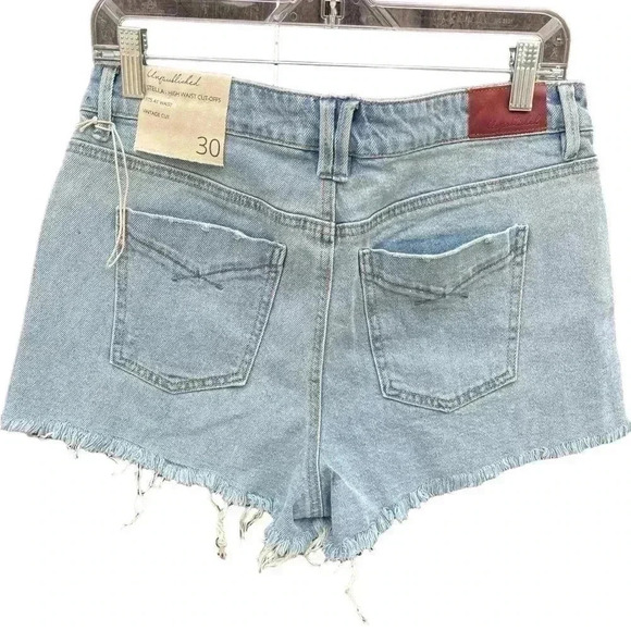 NWT Unpublished Stella denim High Waisted Shorts size 30 - Picture 2 of 7